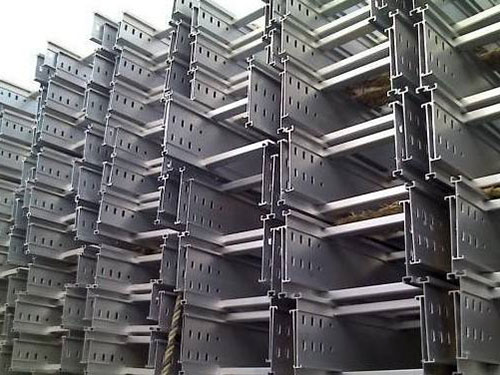 梯級式電纜橋架5